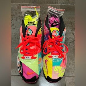 Nike x Atmos What The Air Max 2 Multicolor. Size 11